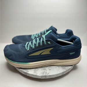 Size 15-  Altra Escalante 3 road running shoes Men